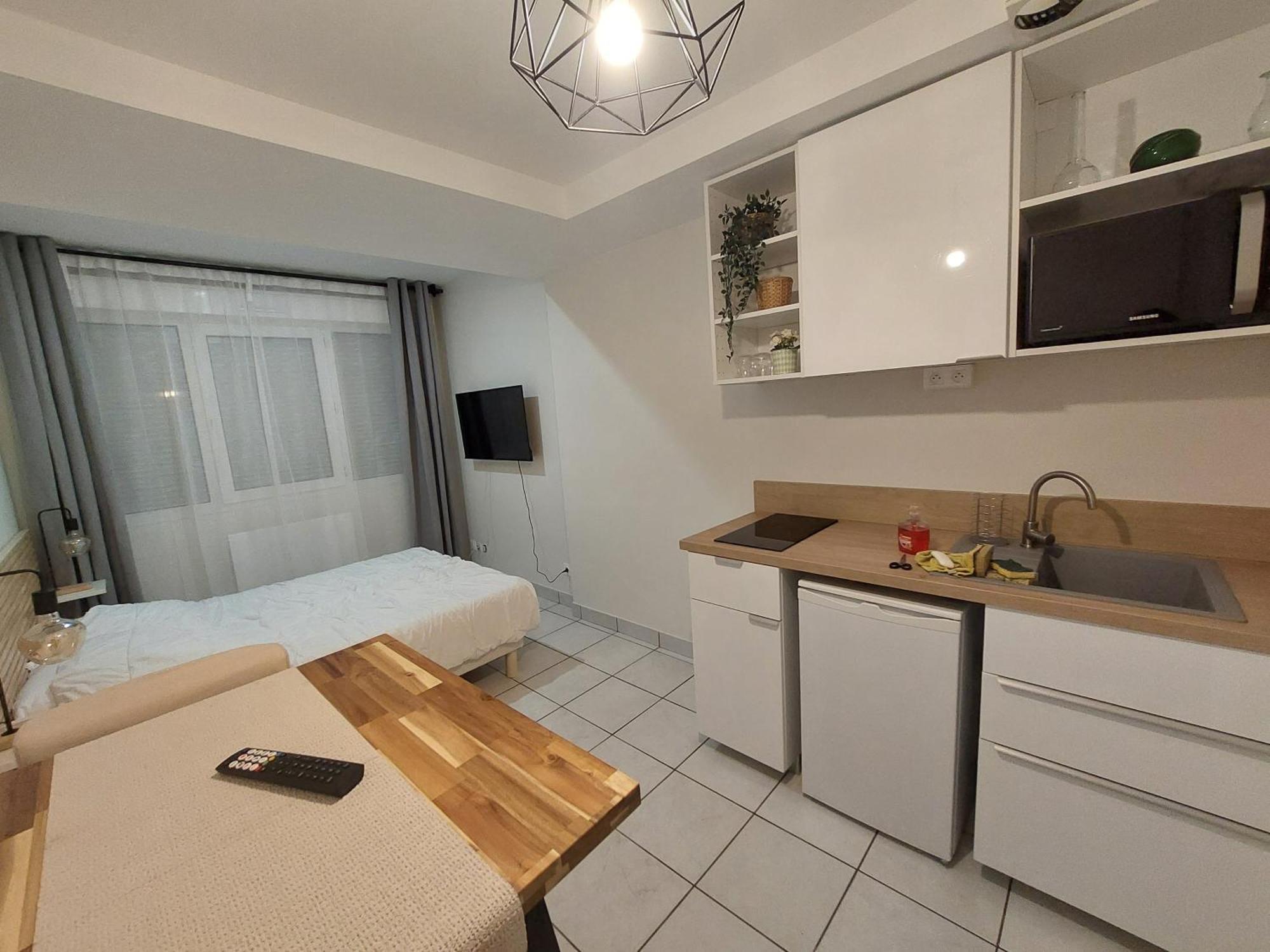 Apt Lyon Flachet Villeurbanne Esterno foto